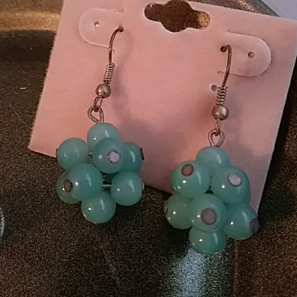 Cute earrings!